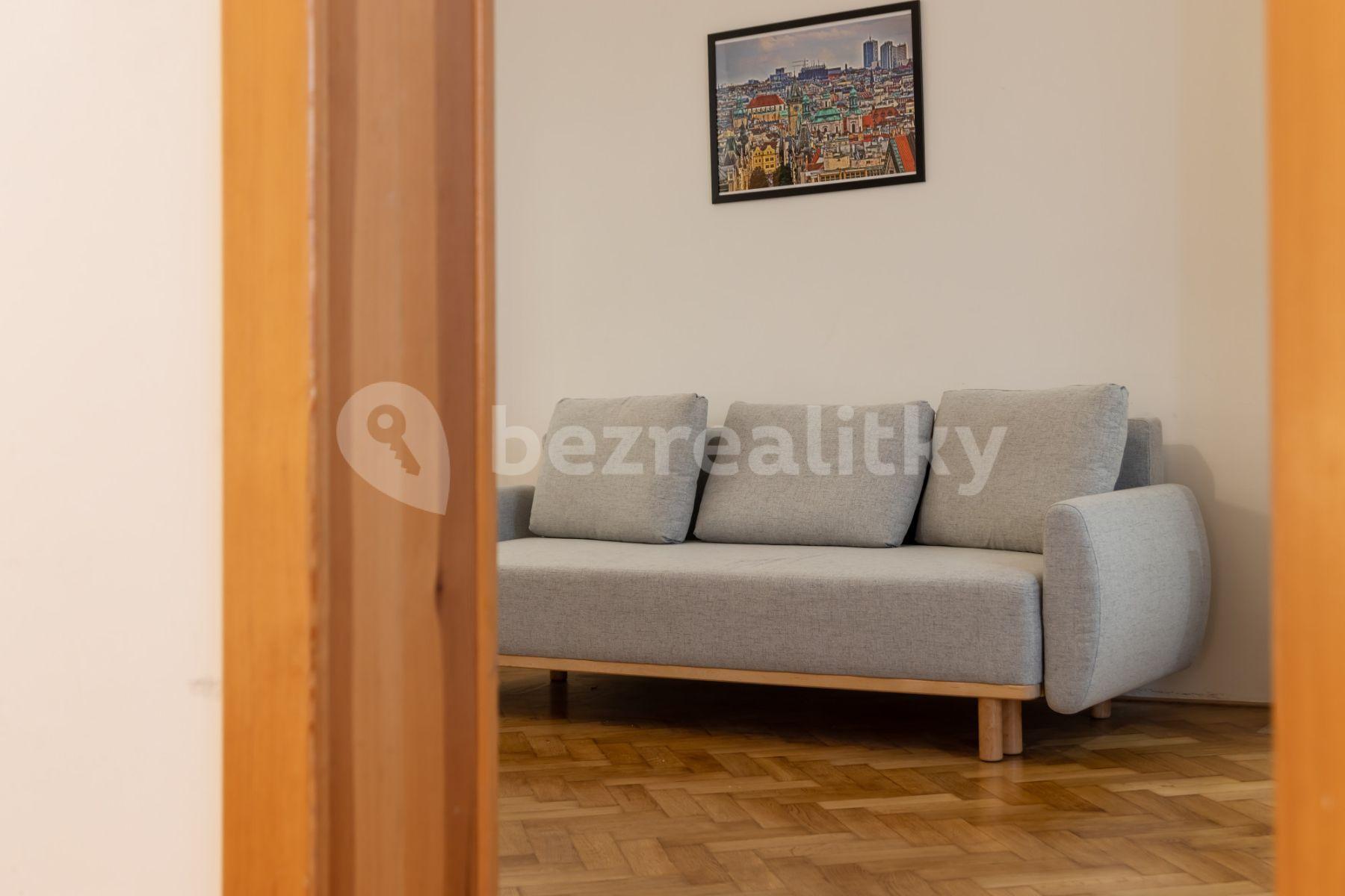 Pronájem bytu 2+1 65 m², Karlova, Praha, Praha