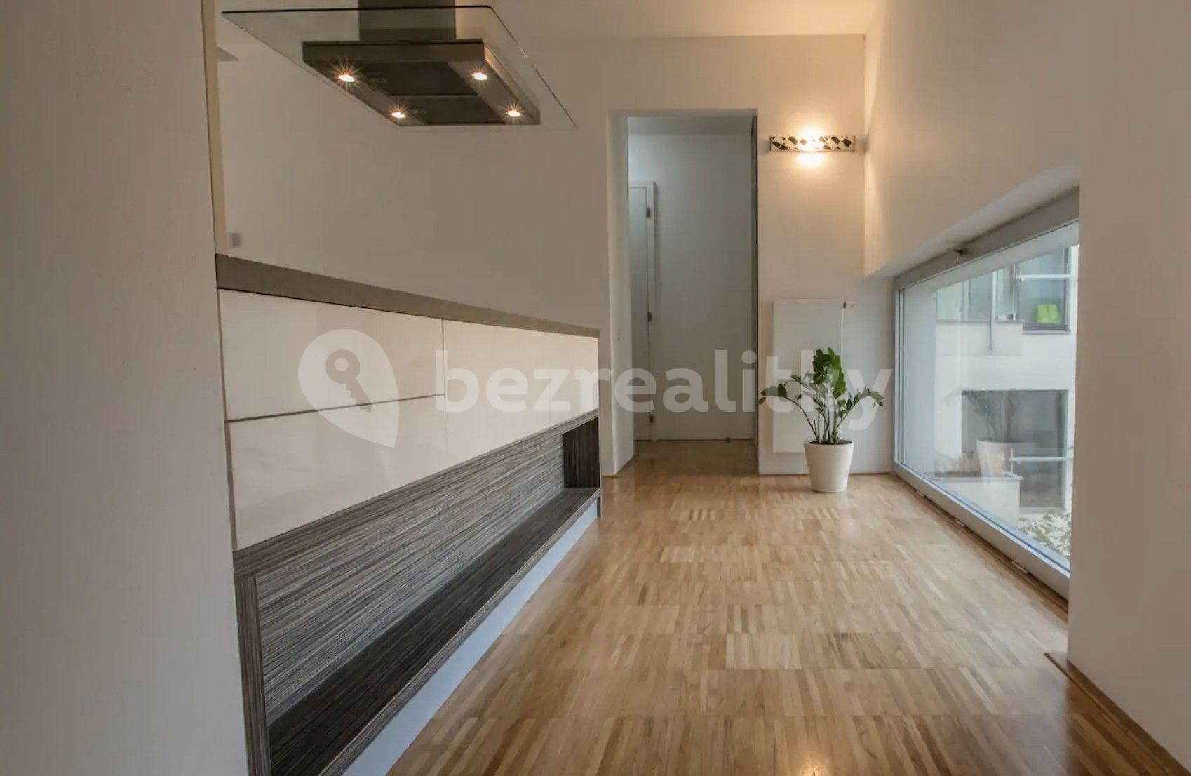 Pronájem bytu 2+kk 70 m², Prokopova, Praha, Praha