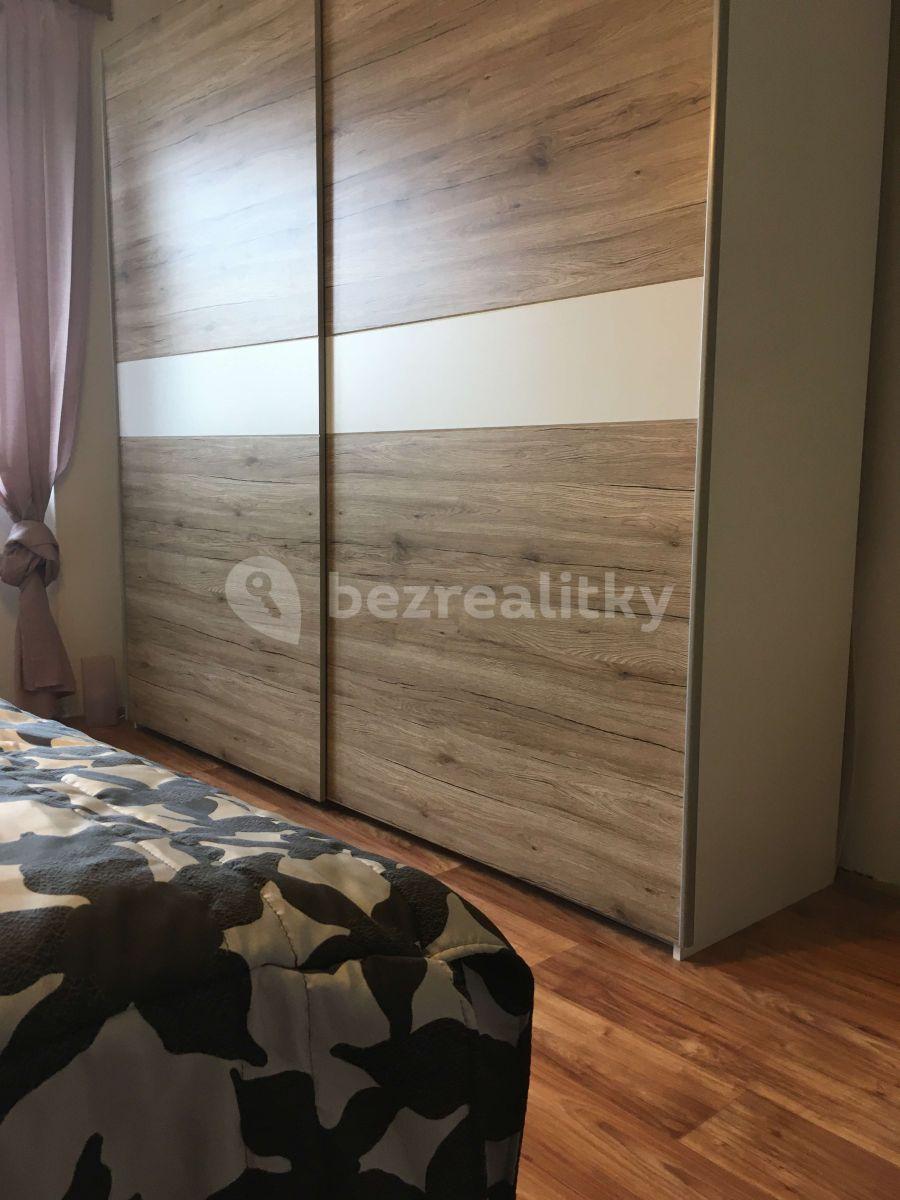 Pronájem bytu 2+1 57 m², Chlumčanského, Praha, Praha