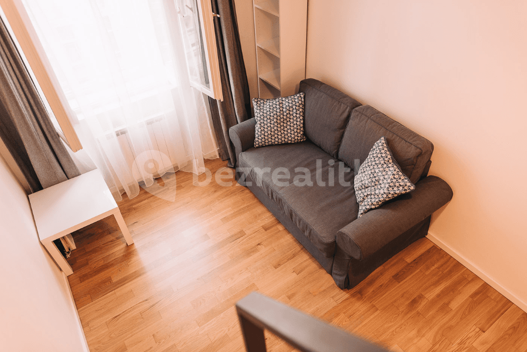 Pronájem bytu 1+kk 23 m², U Studánky, Praha, Praha