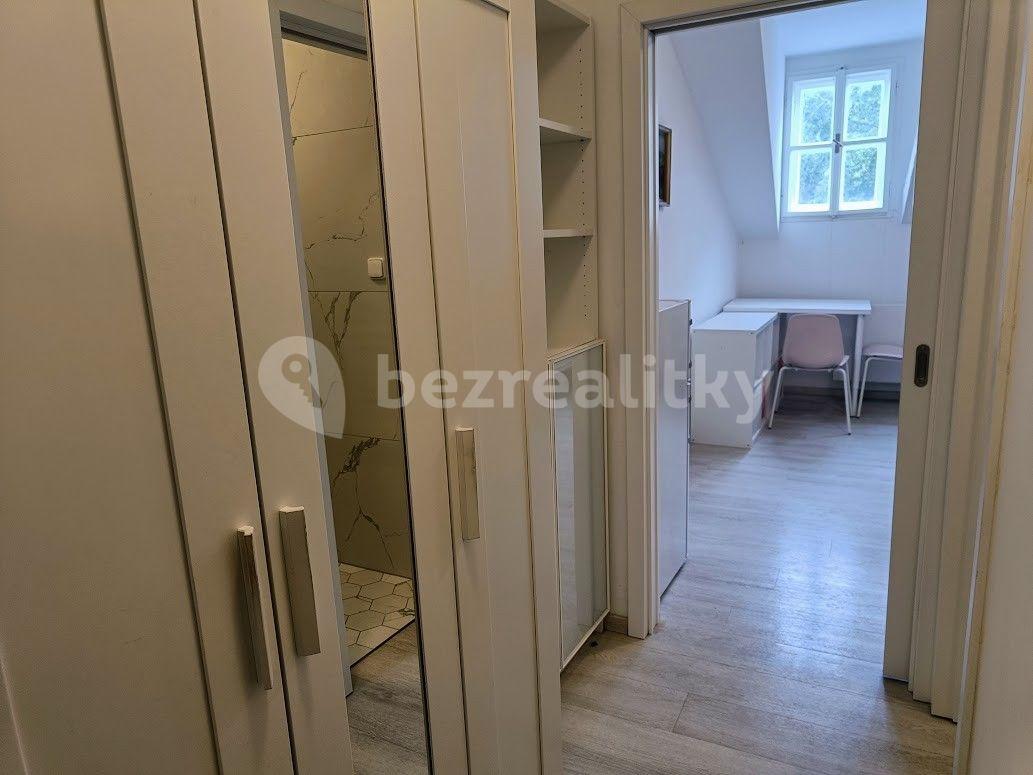 Prodej bytu 1+kk 23 m², Holečkova, Praha, Praha