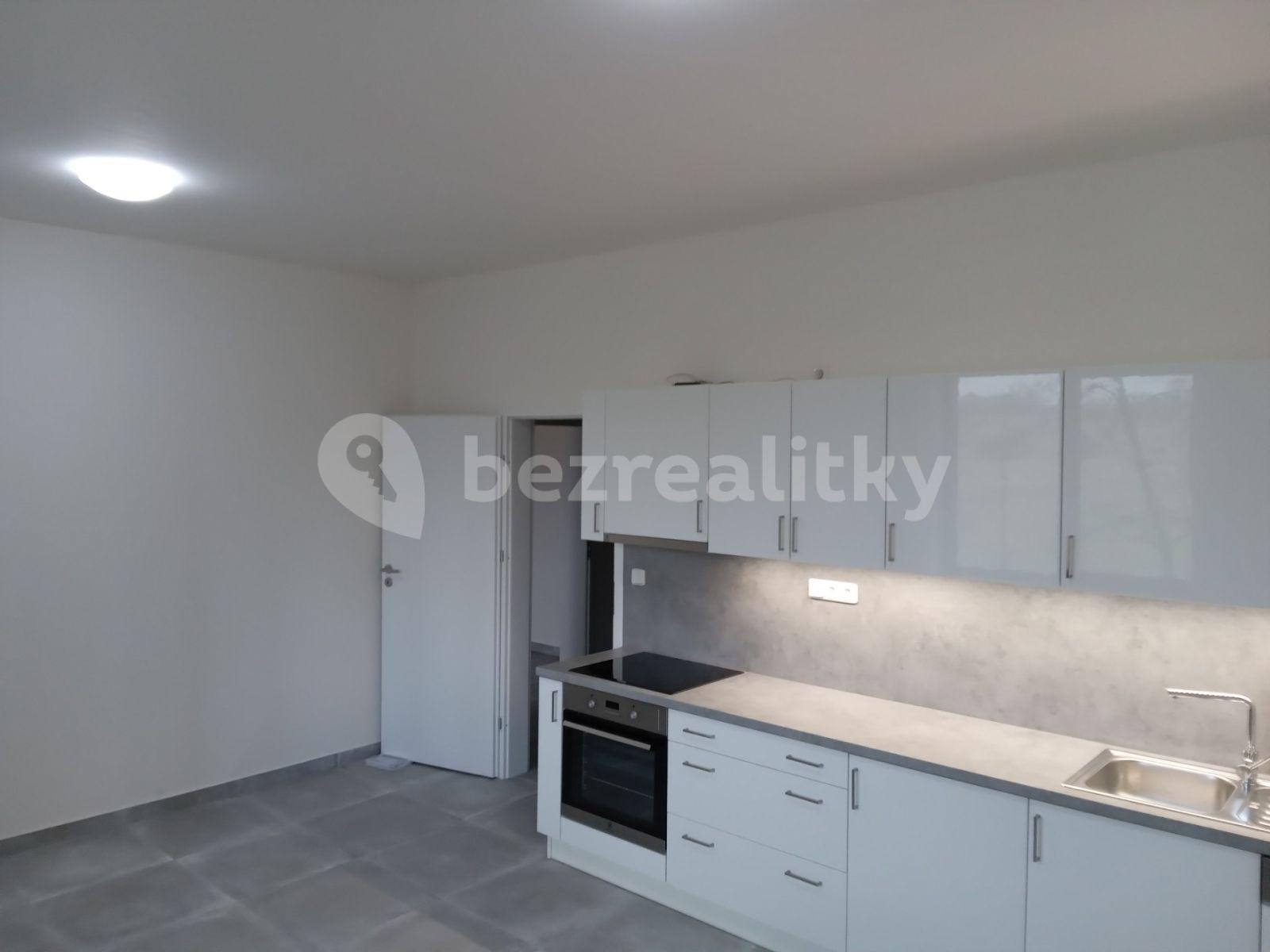 Pronájem bytu 1+kk 38 m², V Pitkovičkách, Praha, Praha