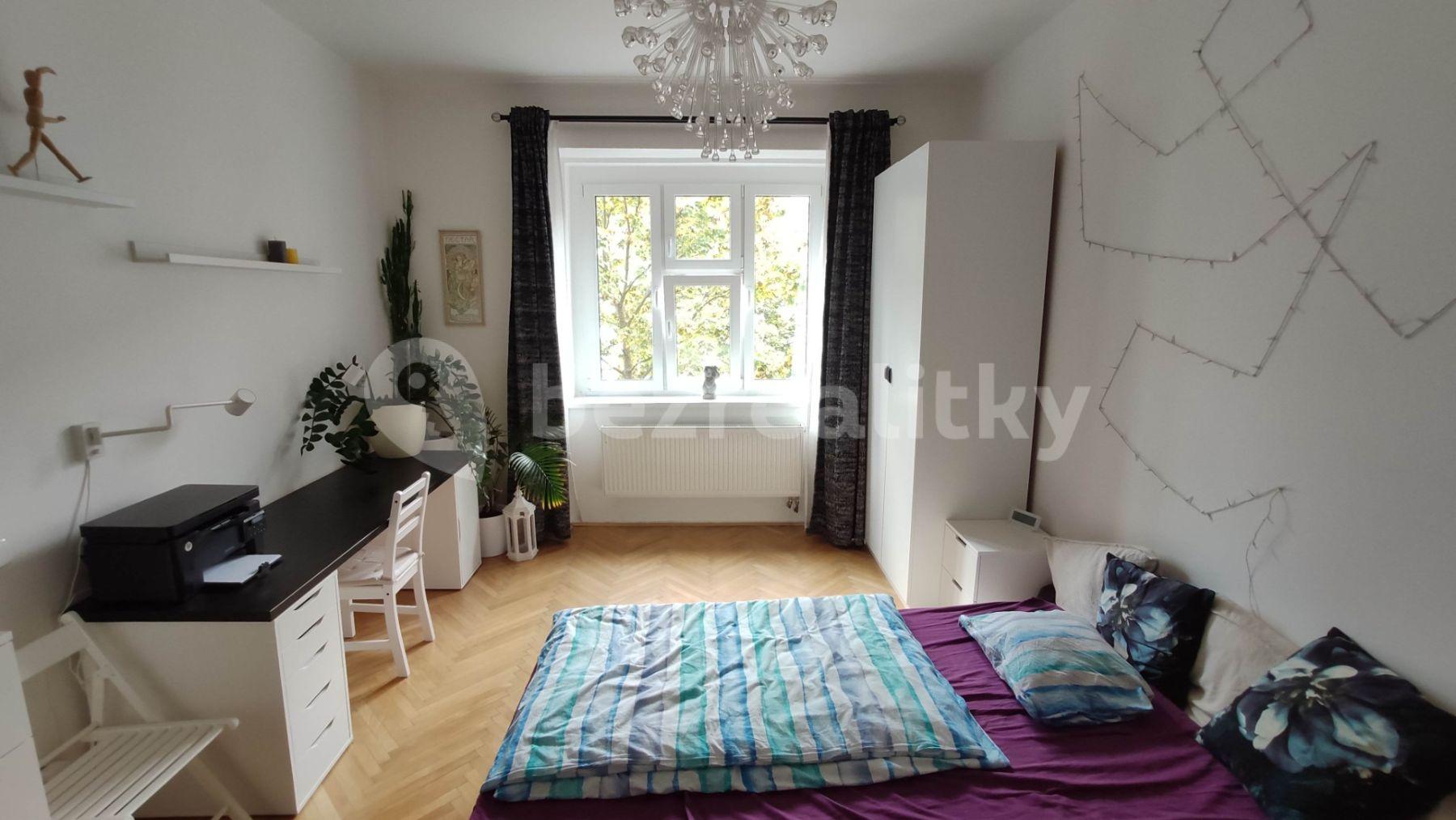 Pronájem bytu 2+kk 50 m², Jeseniova, Praha, Praha