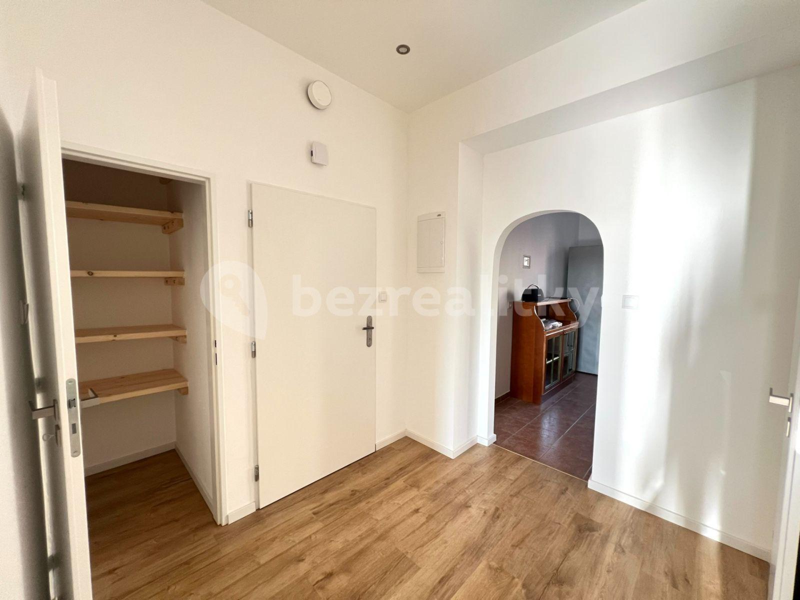 Pronájem bytu 3+1 98 m², Budějovická, Praha, Praha