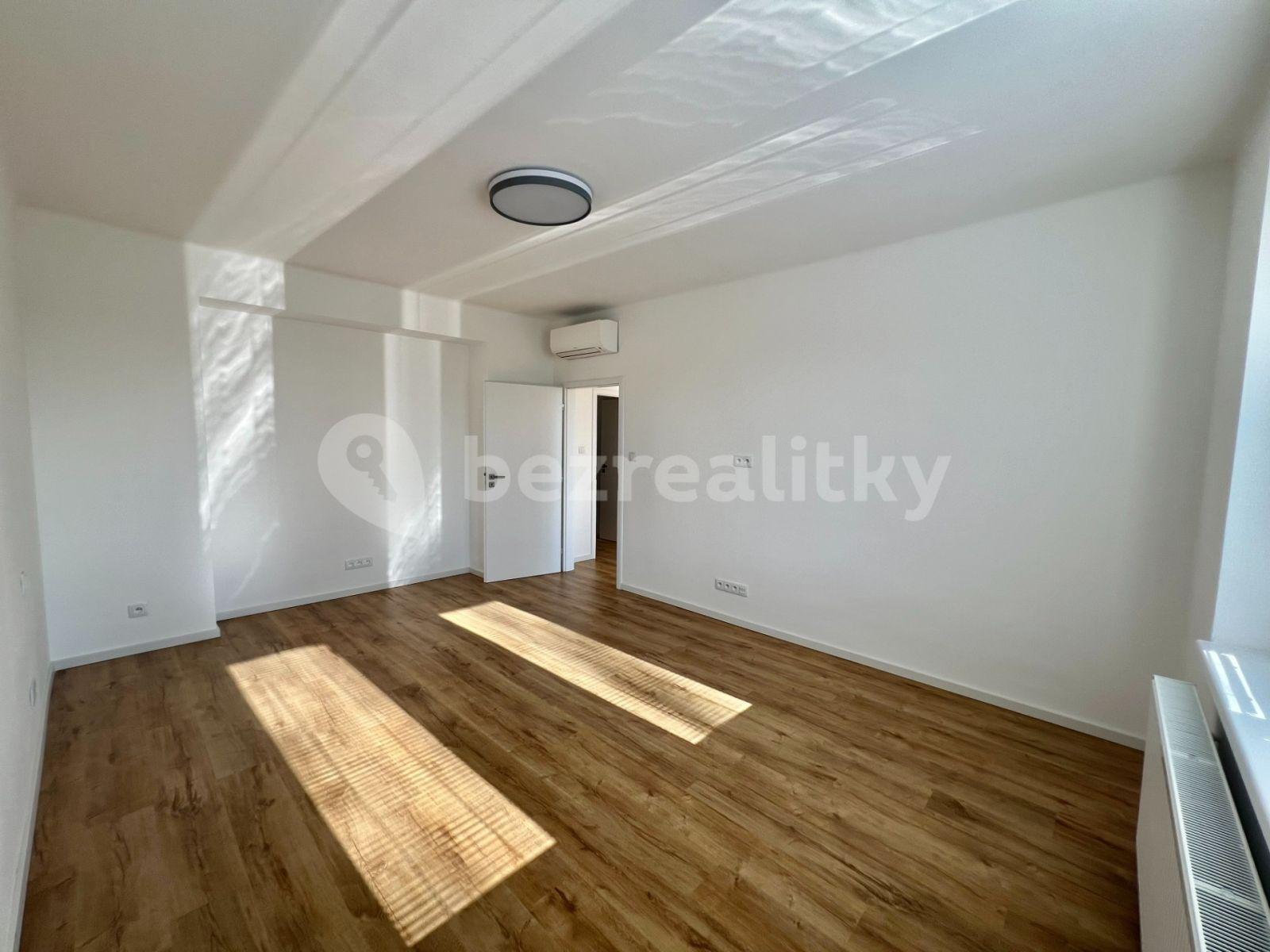 Pronájem bytu 3+1 98 m², Budějovická, Praha, Praha