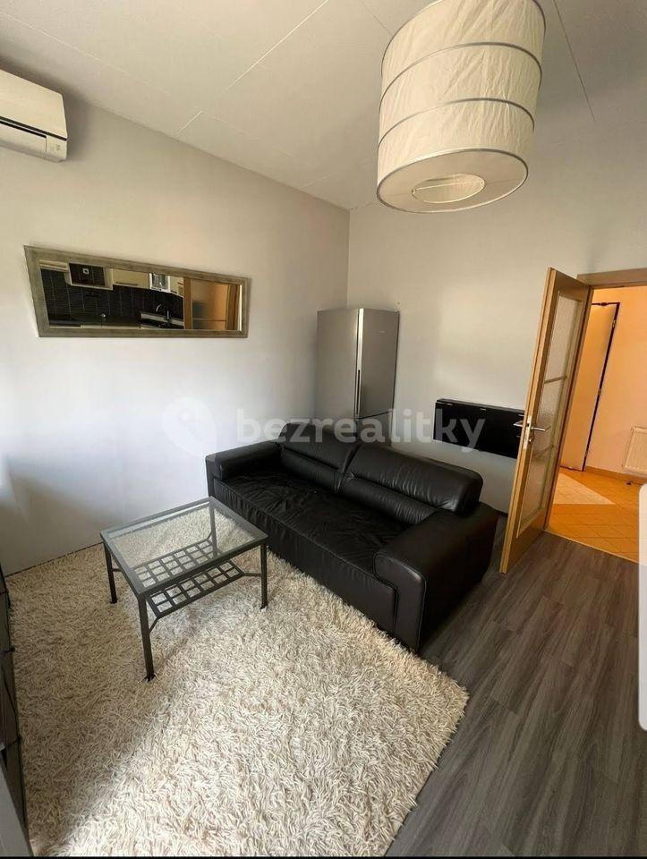 Prodej bytu 2+kk 47 m², Českomoravská, Praha, Praha