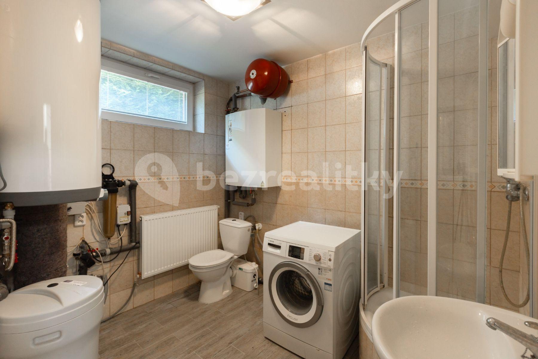 Prodej domu 314 m², pozemek 932 m², Sluštice, Středočeský kraj