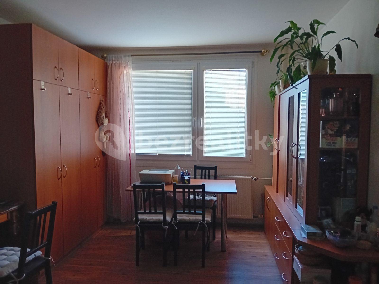 Pronájem bytu 2+kk 40 m², Cholupická, Praha, Praha