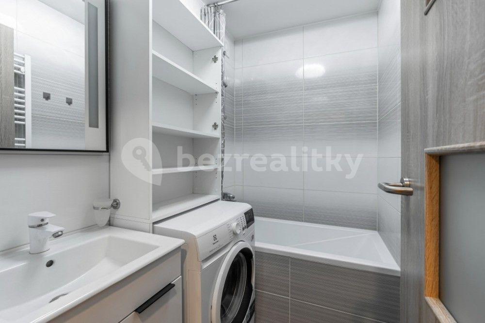 Pronájem bytu 2+kk 42 m², sídl. U Cukrovaru, Kralupy nad Vltavou, Středočeský kraj