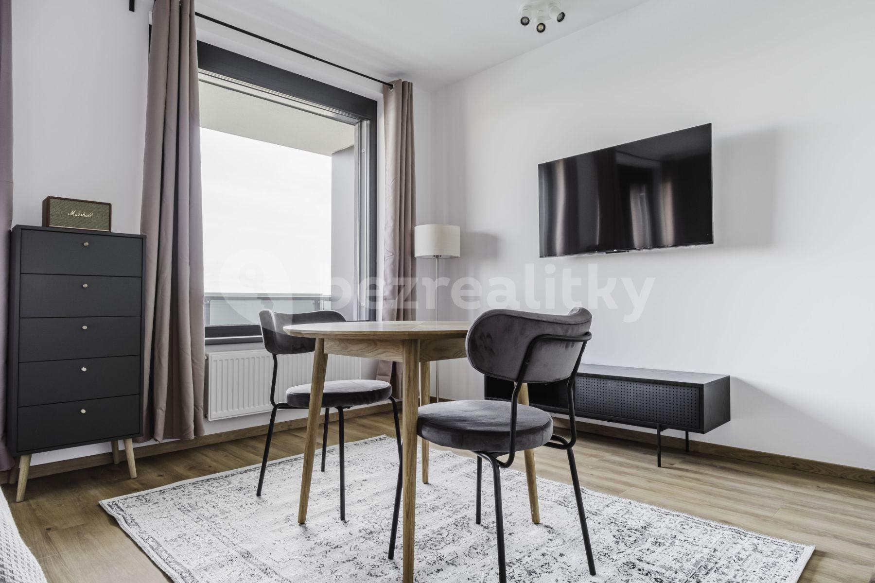 Pronájem bytu 1+1 32 m², Olgy Havlové, Praha, Praha