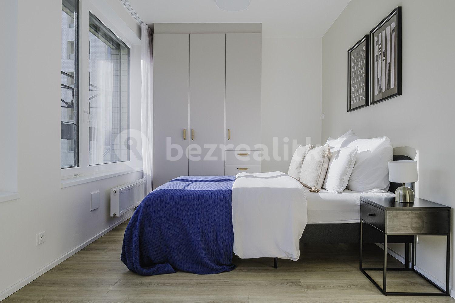 Pronájem bytu 2+1 58 m², U Pergamenky a, Praha, Praha