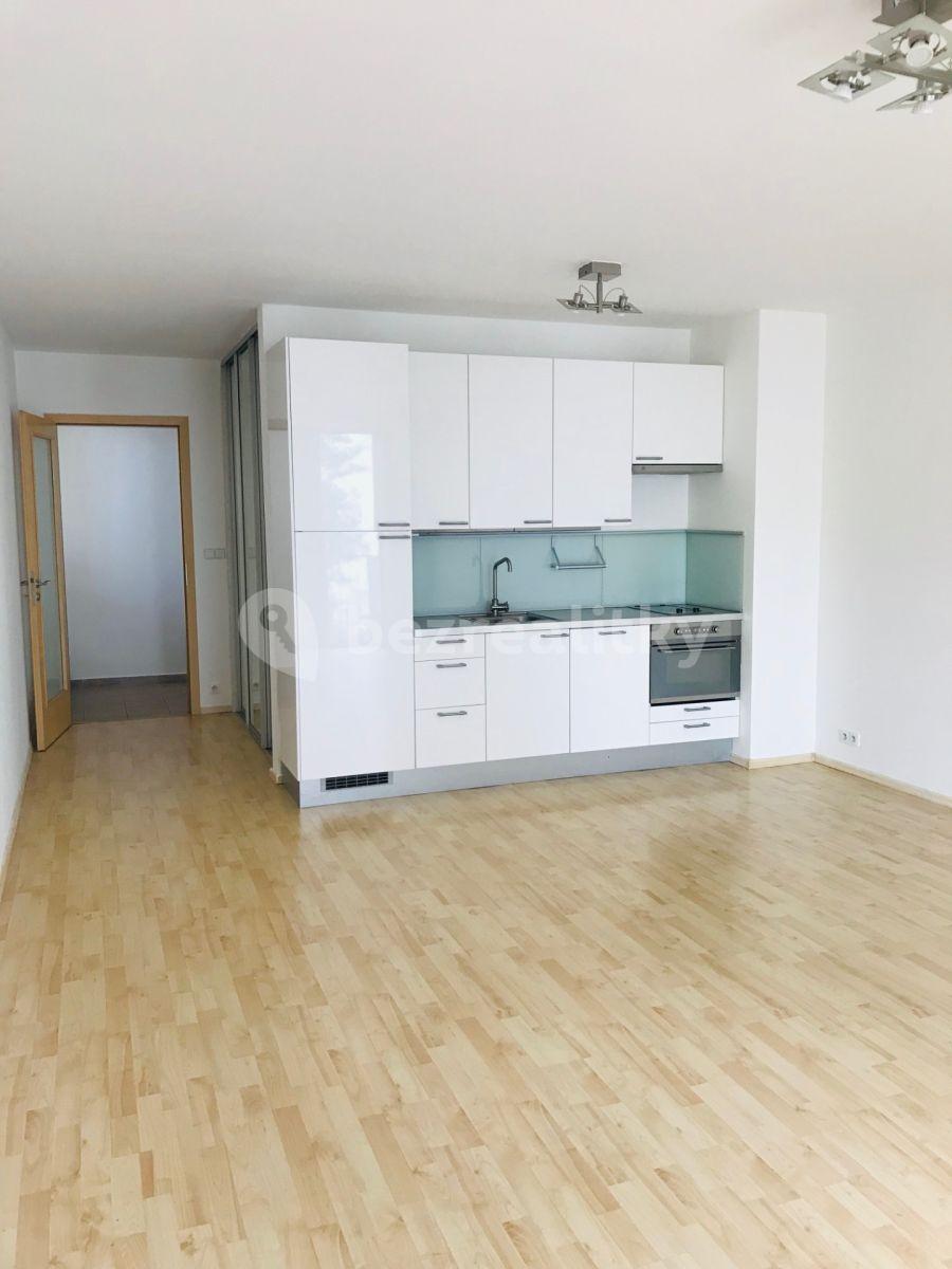 Pronájem bytu 1+kk 43 m², Třeboňská, Praha, Praha