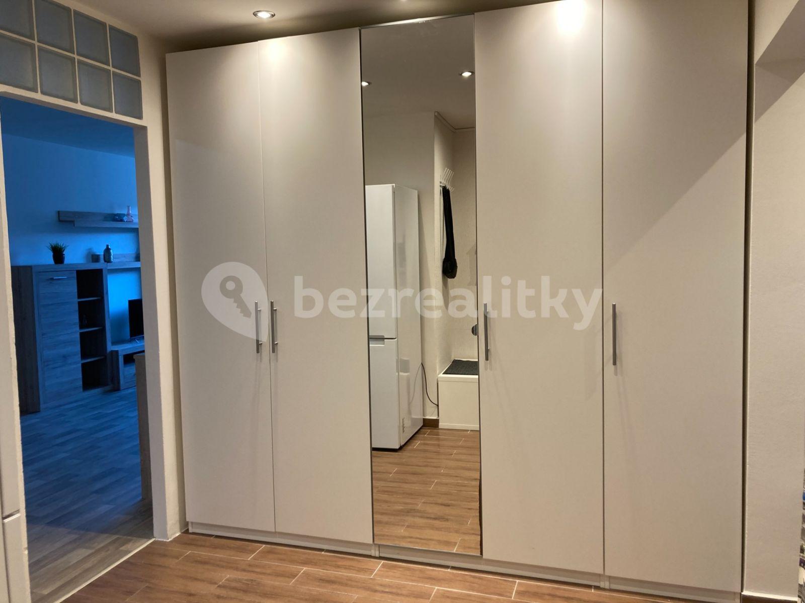 Pronájem bytu 3+kk 66 m², Kukelská, Praha, Praha