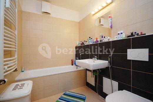 Pronájem bytu 1+kk 40 m², Nad Přehradou, Praha, Praha