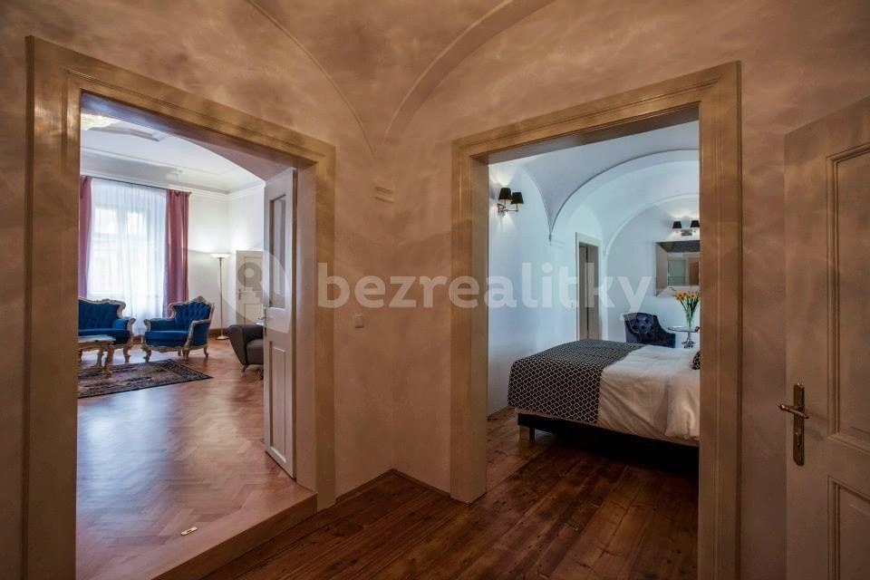 Pronájem bytu 3+1 130 m², Michalská, Praha, Praha