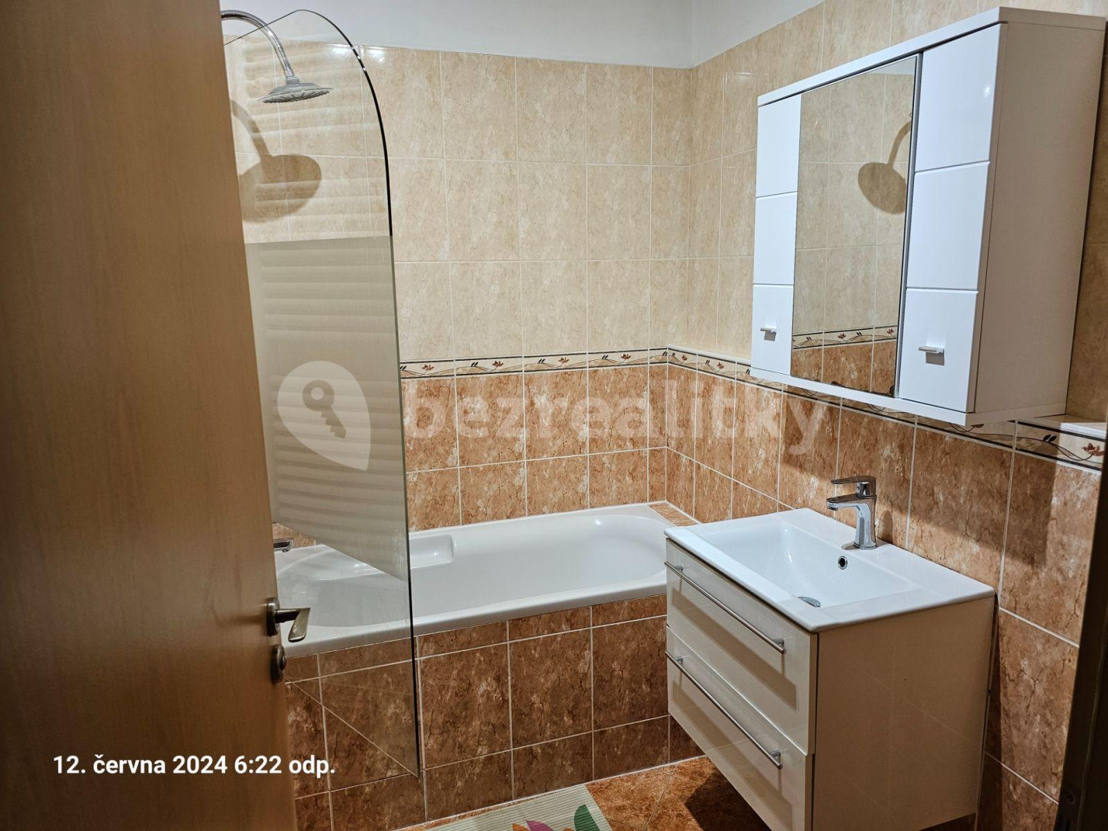 Pronájem bytu 2+kk 48 m², Martinická, Praha, Praha