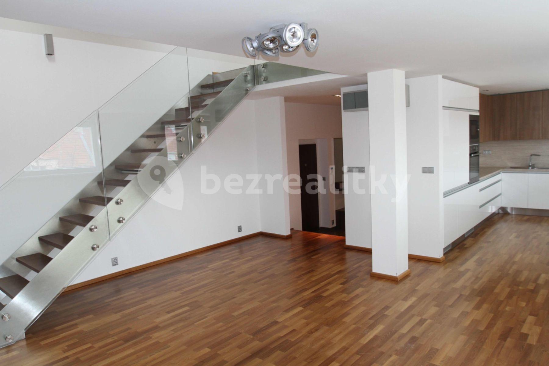 Pronájem bytu 2+kk 103 m², U Družstva Ideál, Praha, Praha