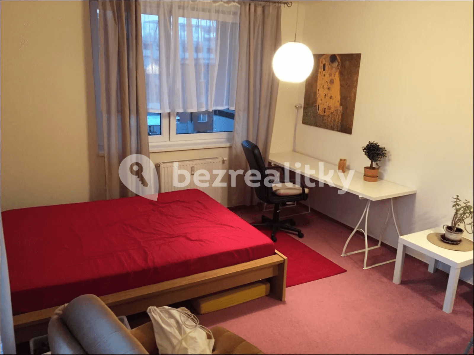 Prodej bytu 1+kk 31 m², Podkovářská, Praha, Praha