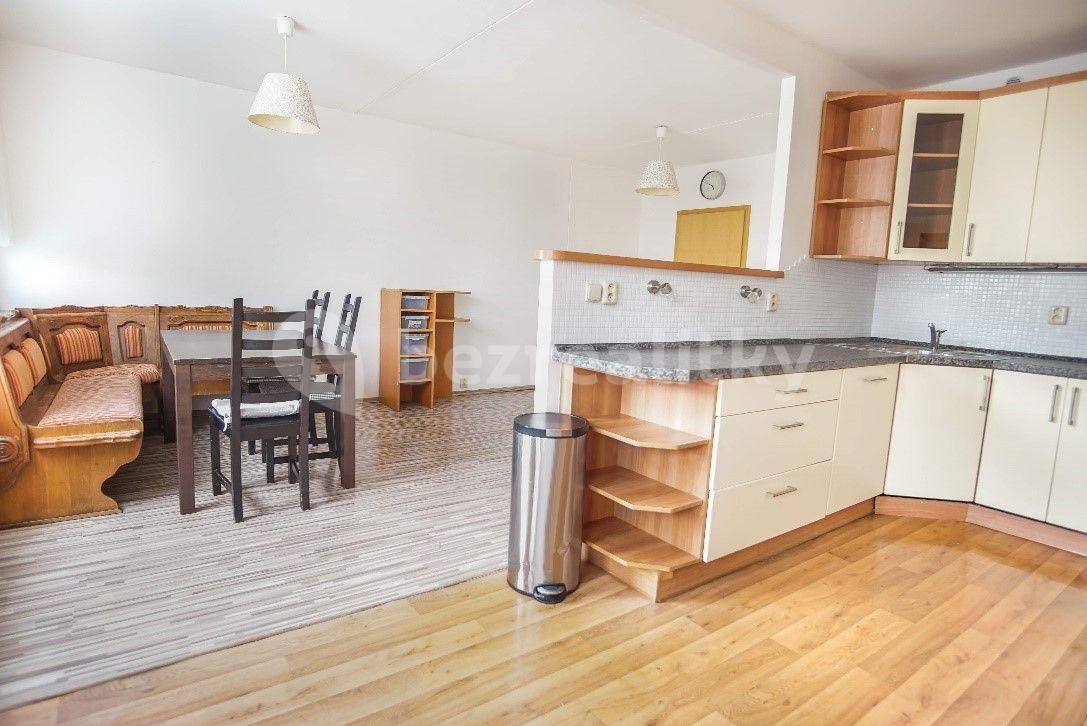 Pronájem bytu 3+1 70 m², Molákova, Praha, Praha