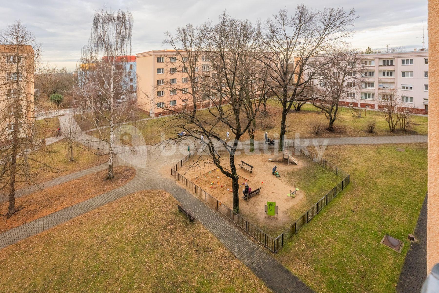 Pronájem bytu 2+1 55 m², Peštukova, Praha, Praha