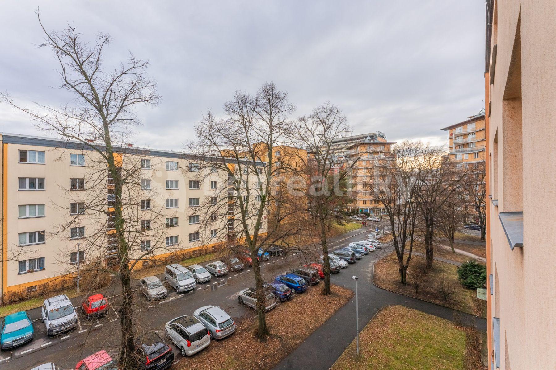 Pronájem bytu 2+1 55 m², Peštukova, Praha, Praha