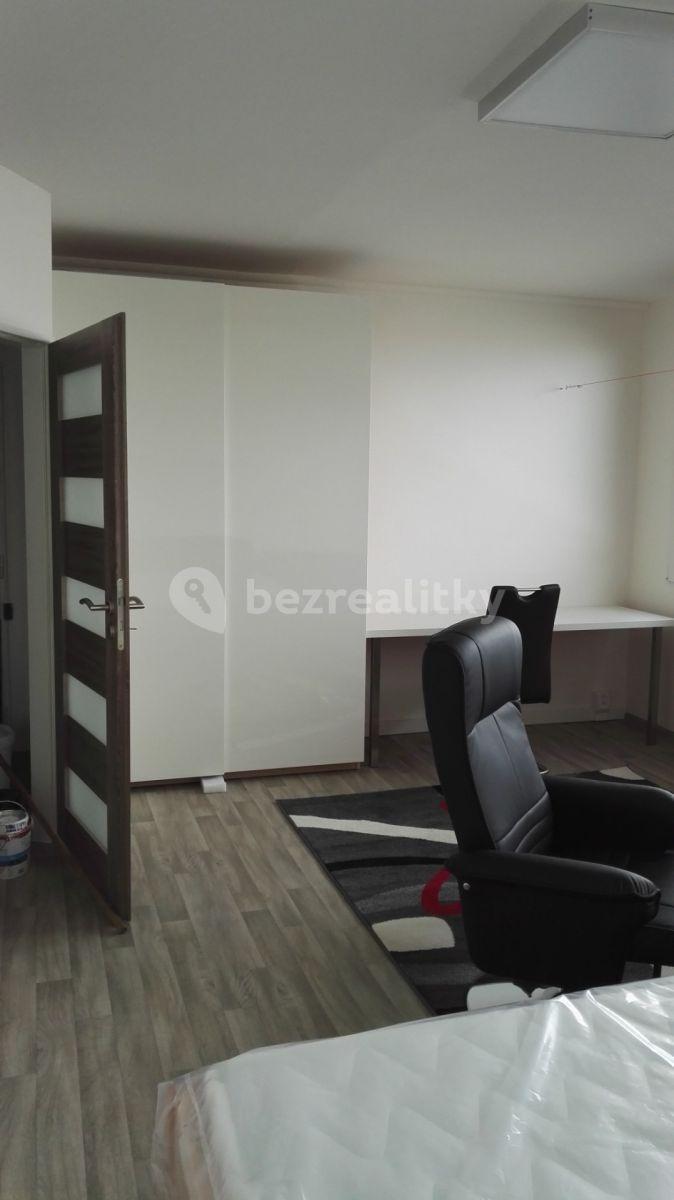 Pronájem bytu 2+1 70 m², Přímětická, Praha, Praha