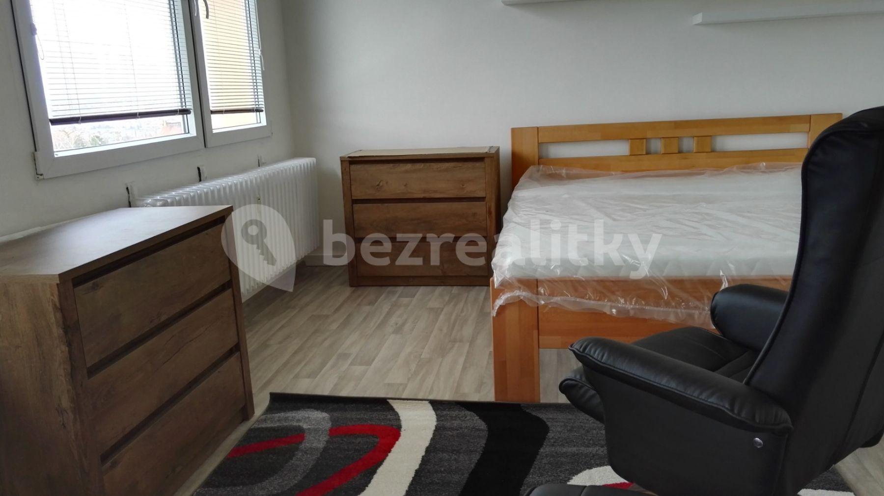 Pronájem bytu 2+1 70 m², Přímětická, Praha, Praha