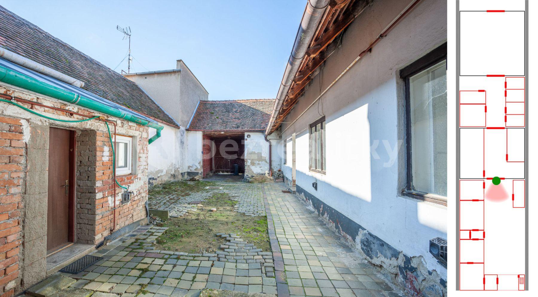 Prodej domu 705 m², pozemek 1.547 m², Znojmo, Jihomoravský kraj