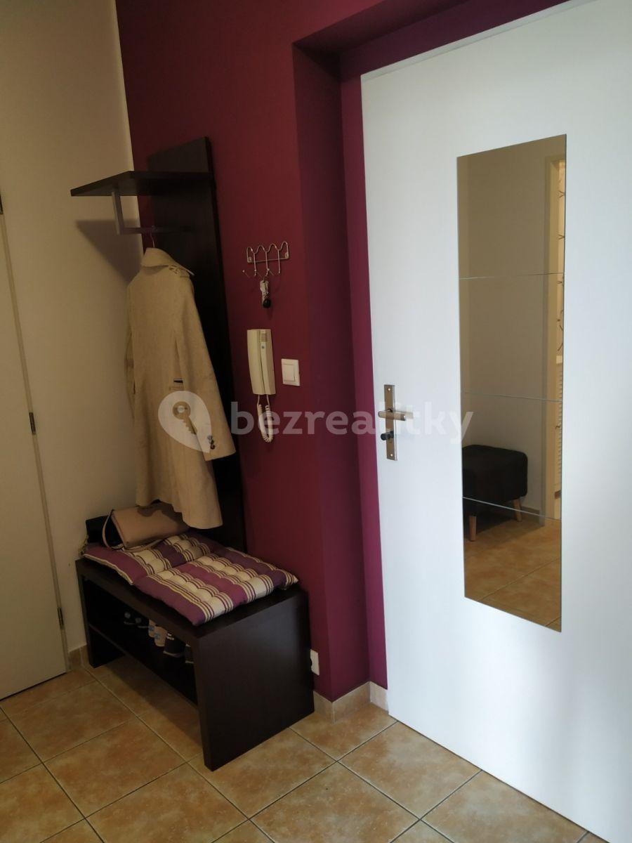 Pronájem bytu 2+kk 53 m², Bechlínská, Praha, Praha