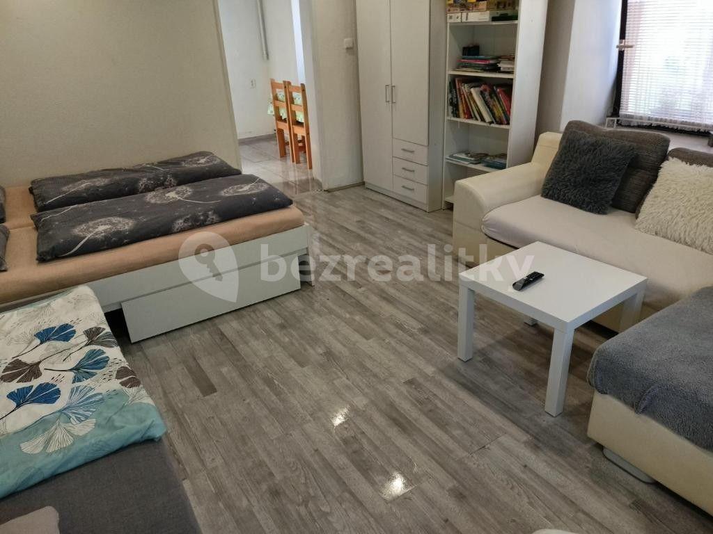 Prodej domu 111 m², pozemek 475 m², Krakovany, Středočeský kraj