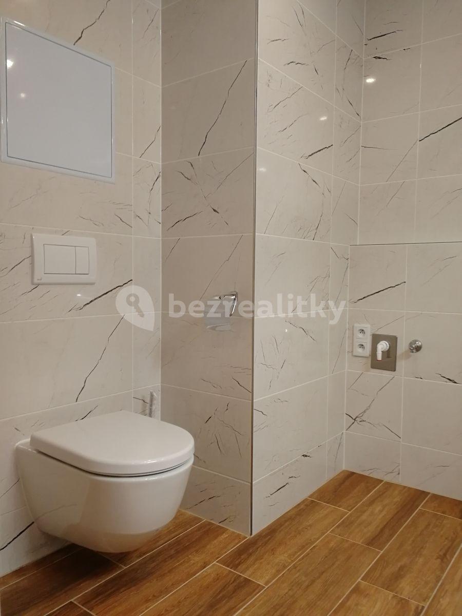 Pronájem bytu 1+kk 34 m², Františka Diviše, Praha, Praha