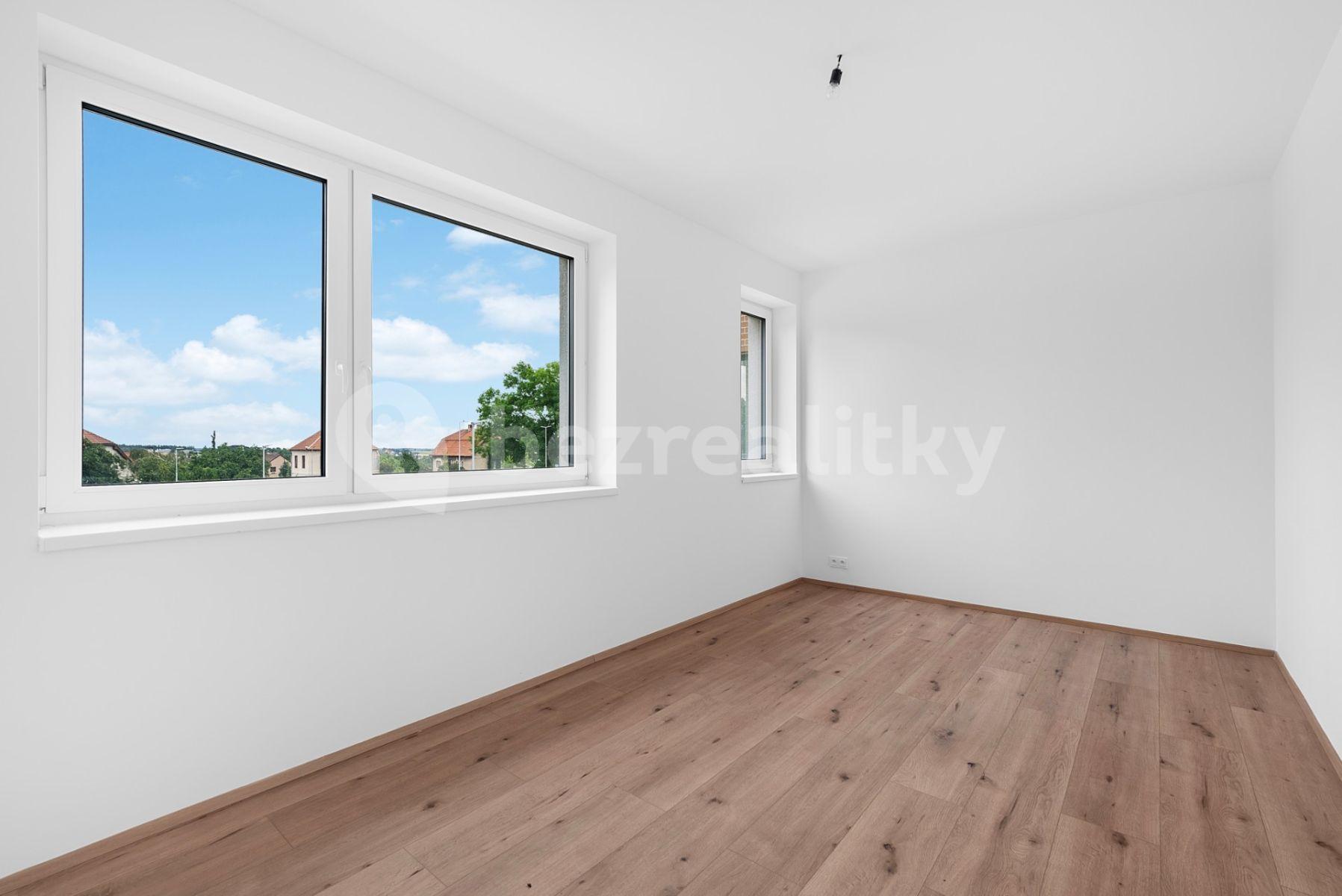 Prodej bytu 3+kk 77 m², Viktora Olivy, Nové Strašecí, Středočeský kraj