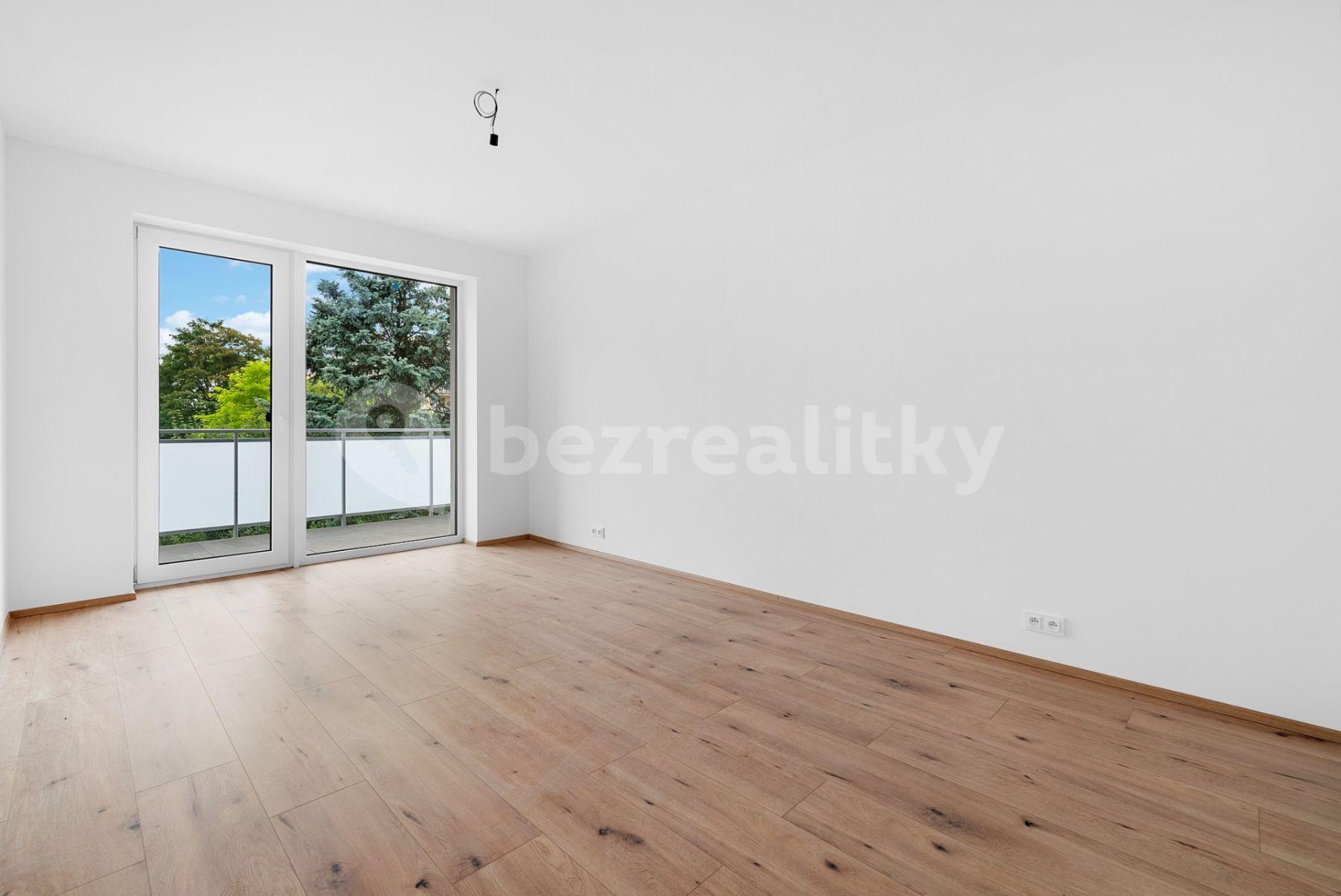 Prodej bytu 3+kk 93 m², Viktora Olivy, Nové Strašecí, Středočeský kraj