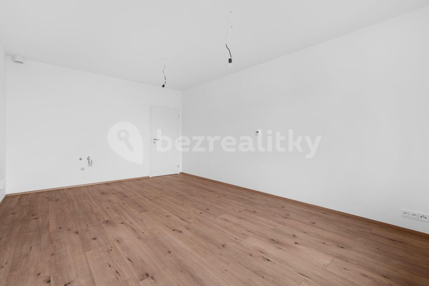 Prodej bytu 2+kk 62 m², Viktora Olivy, Nové Strašecí, Středočeský kraj