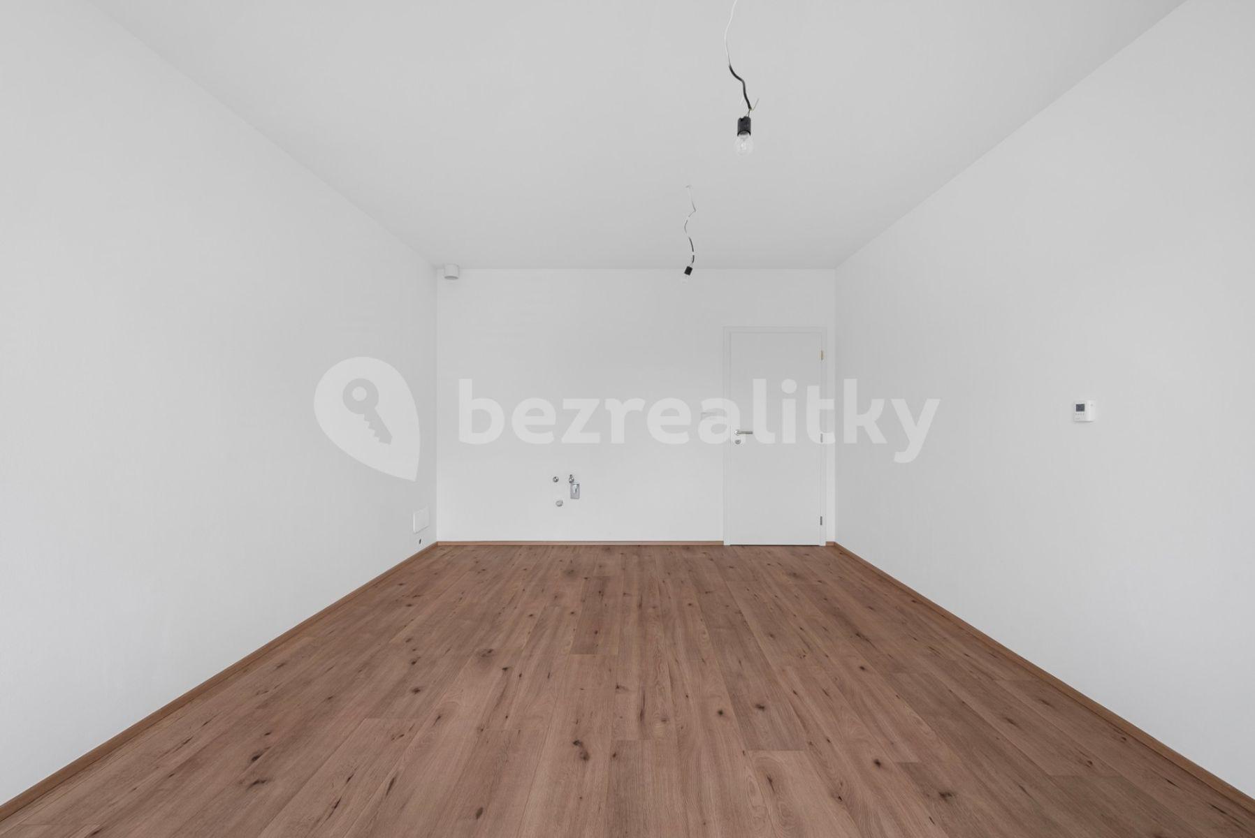 Prodej bytu 2+kk 62 m², Viktora Olivy, Nové Strašecí, Středočeský kraj