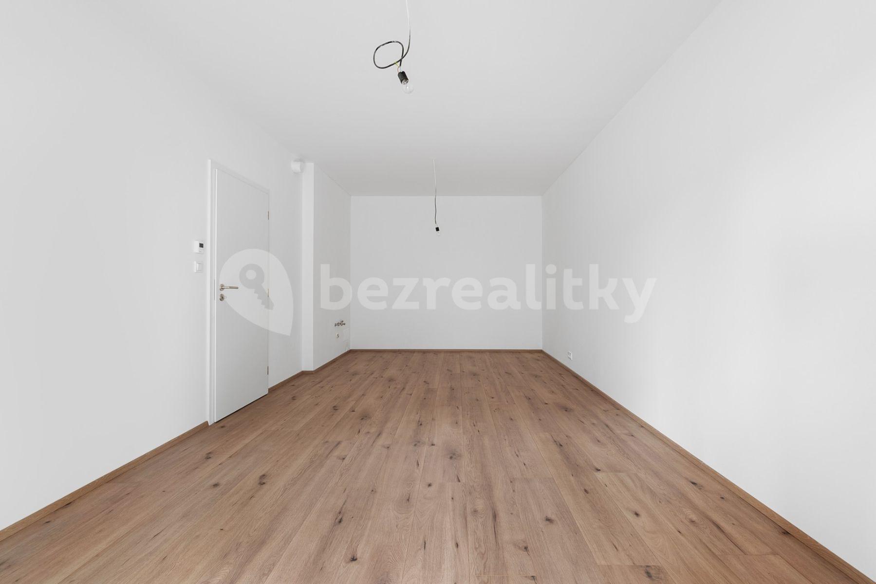 Prodej bytu 2+kk 44 m², Viktora Olivy, Nové Strašecí, Středočeský kraj