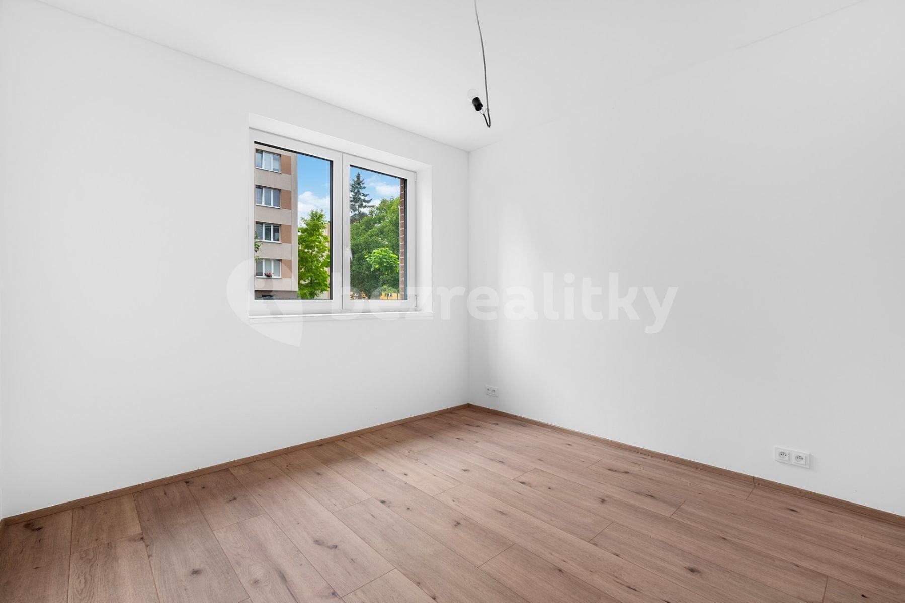 Prodej bytu 2+kk 44 m², Viktora Olivy, Nové Strašecí, Středočeský kraj