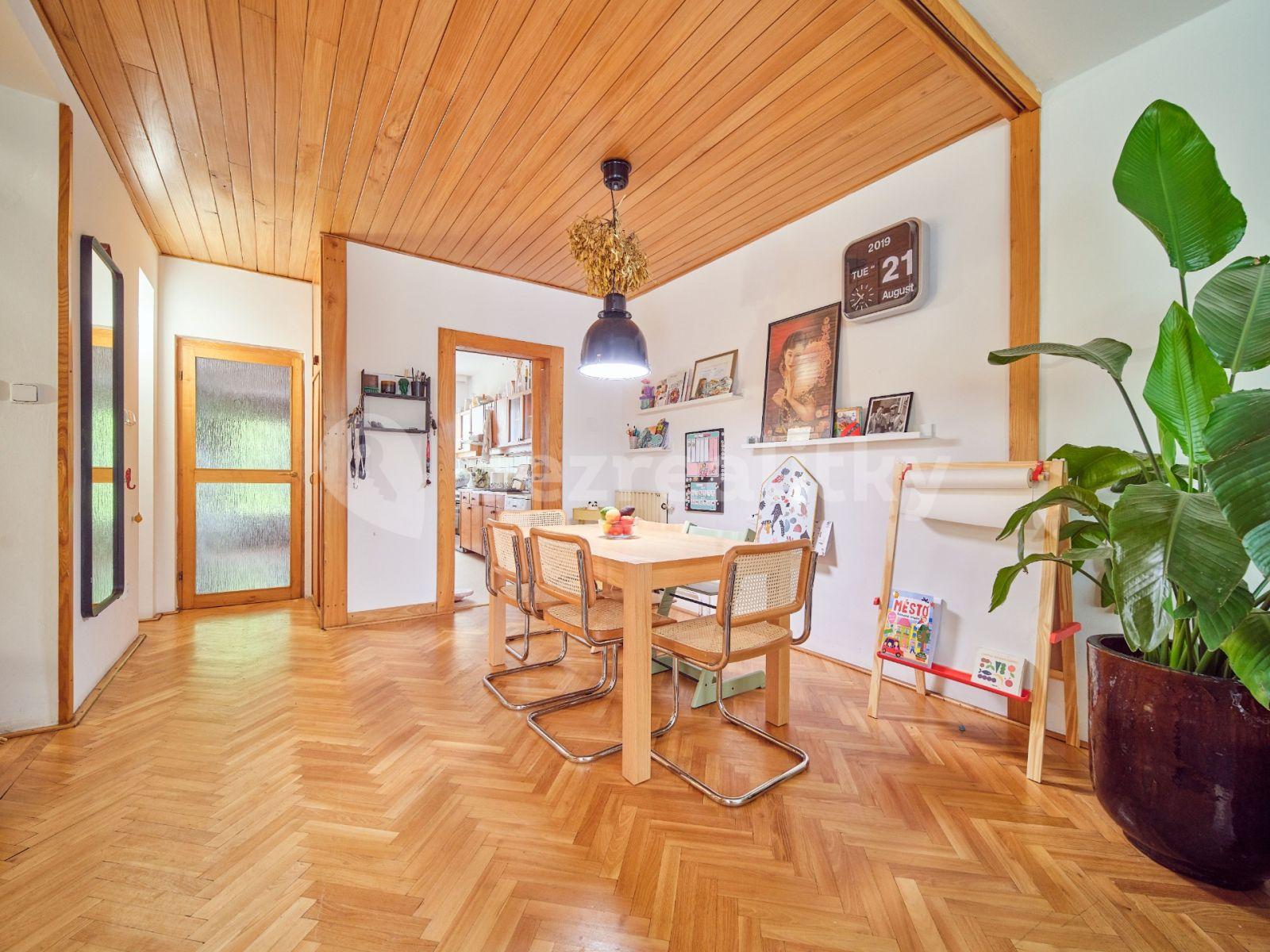 Prodej domu 256 m², pozemek 250 m², Pod Beránkou, Praha, Praha