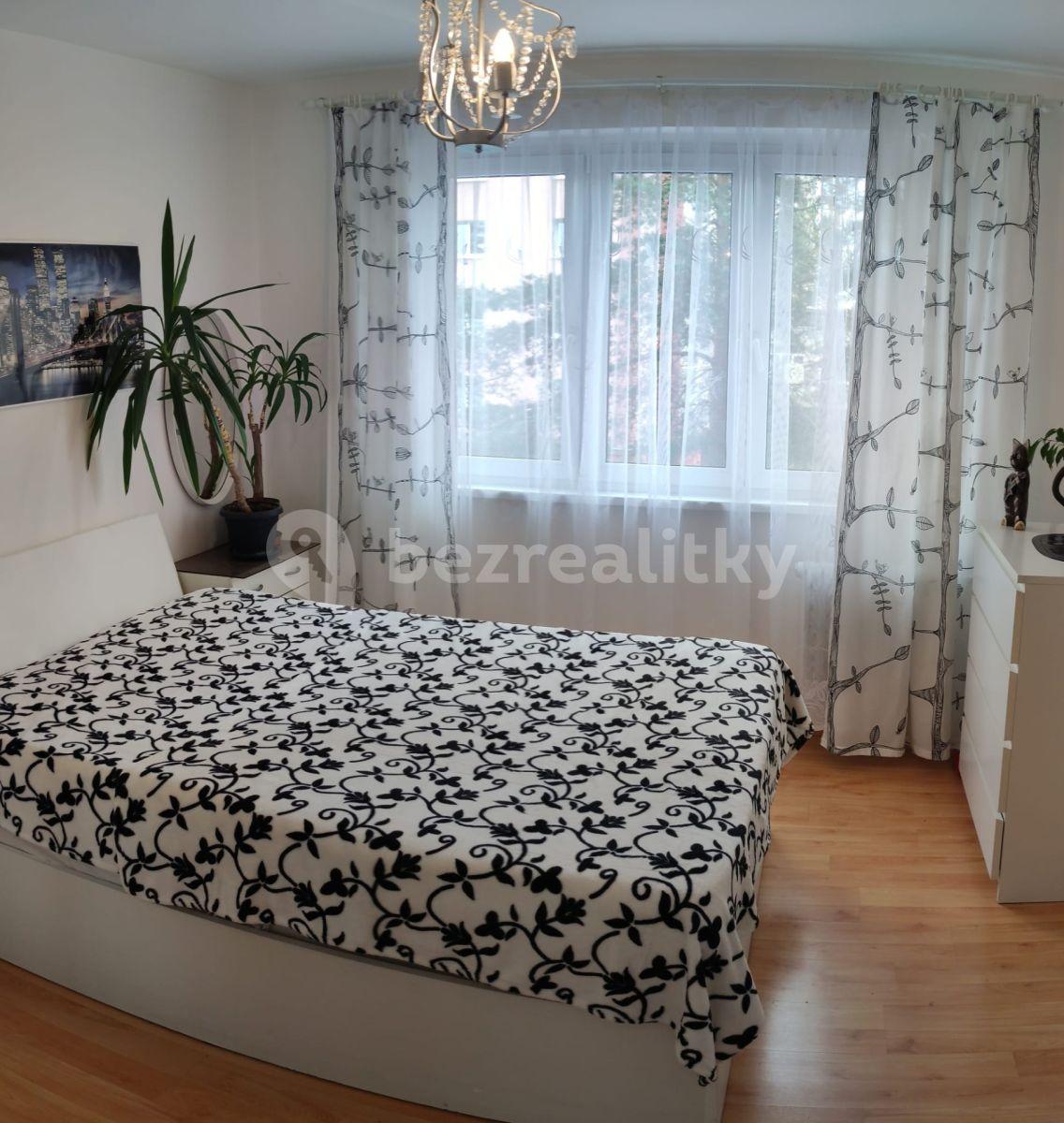 Prodej bytu 2+1 55 m², Budovatelů, Karlovy Vary, Karlovarský kraj