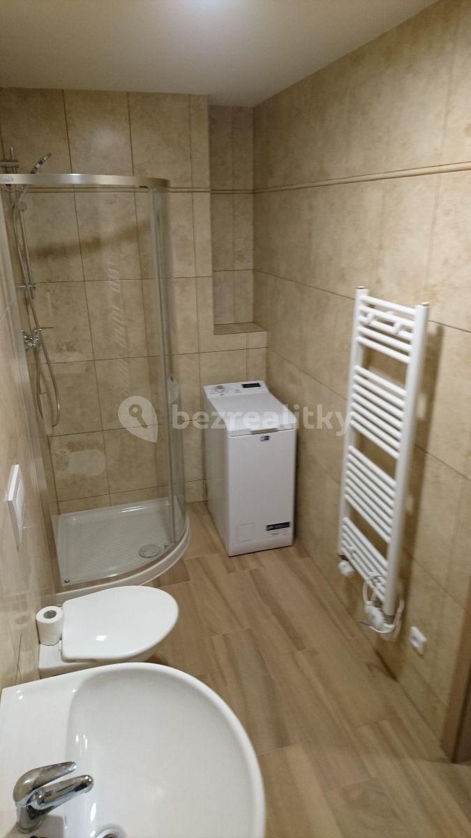 Pronájem bytu 2+kk 55 m², náměstí Generála Kutlvašra, Praha, Praha