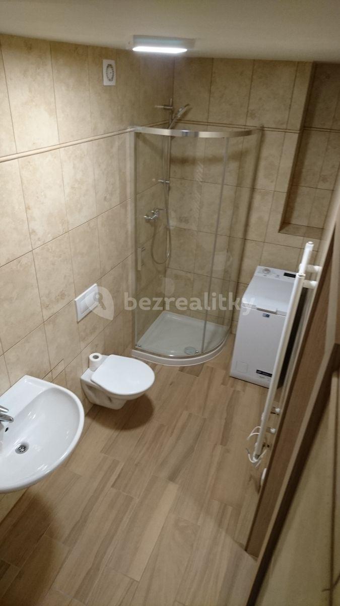 Pronájem bytu 2+kk 55 m², náměstí Generála Kutlvašra, Praha, Praha