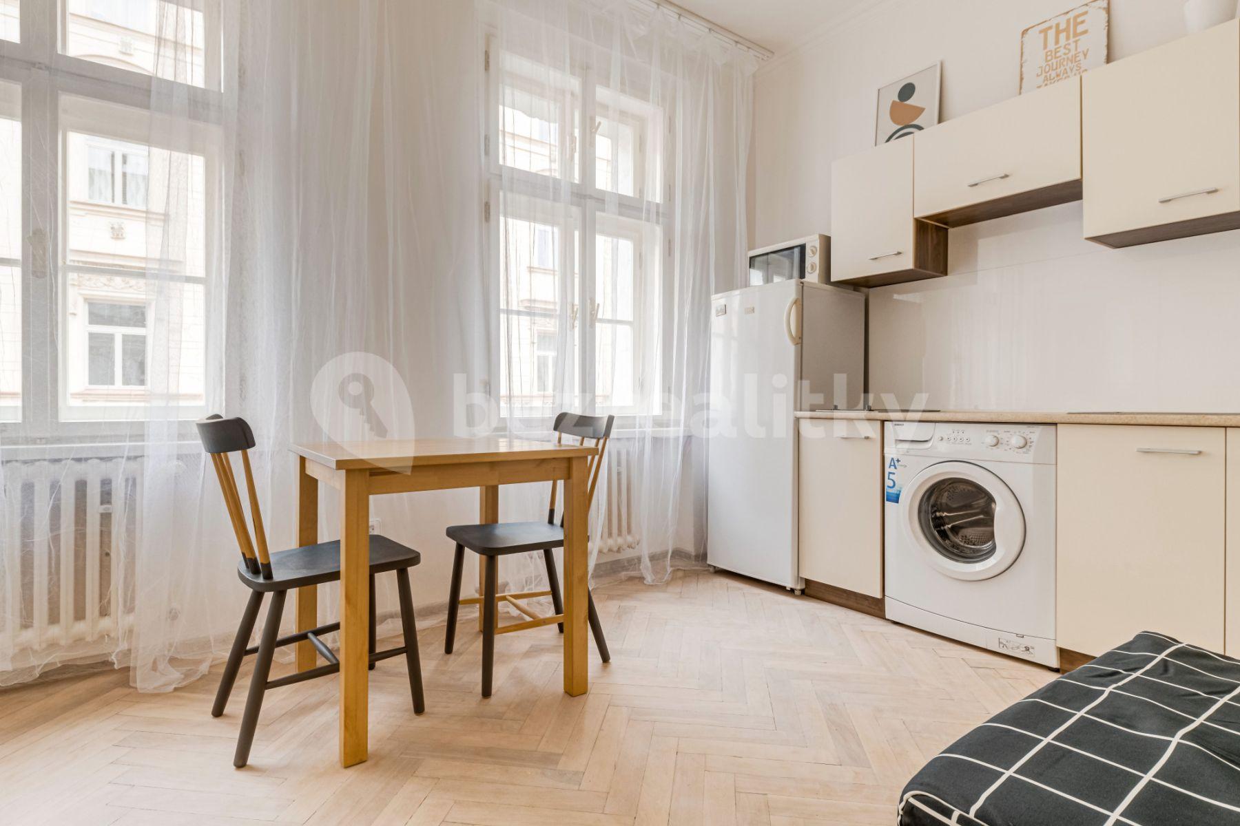 Pronájem bytu 1+1 33 m², Víta Nejedlého, Praha, Praha