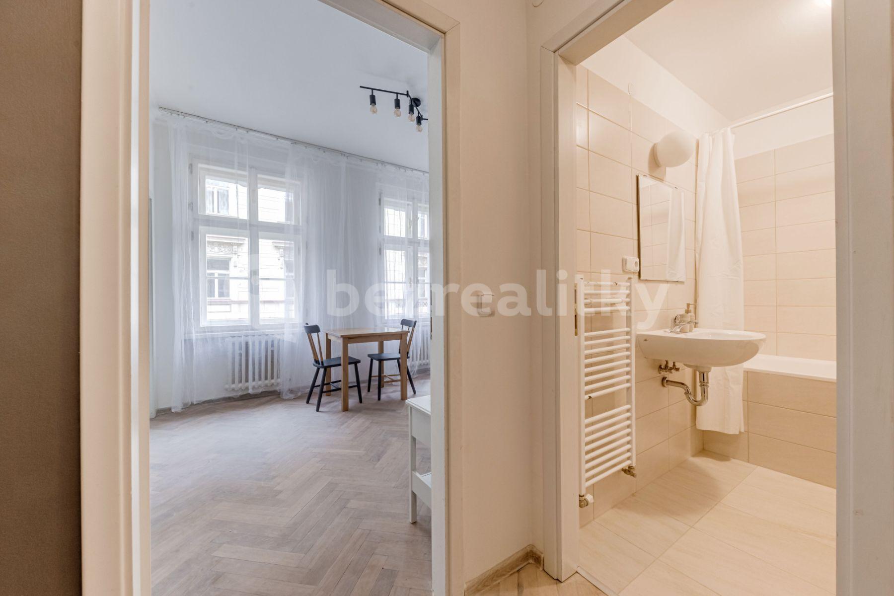 Pronájem bytu 1+1 33 m², Víta Nejedlého, Praha, Praha