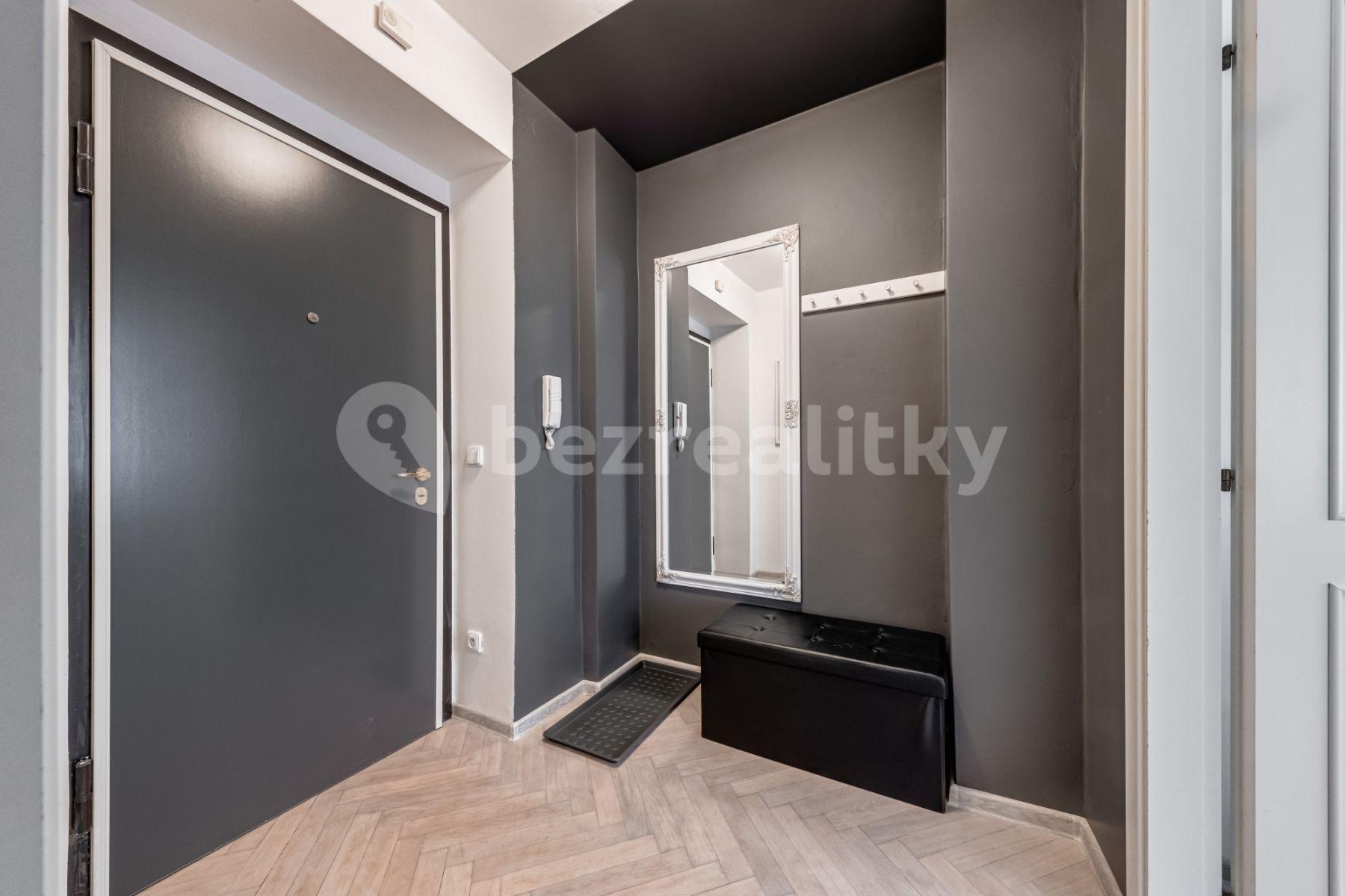 Pronájem bytu 1+1 33 m², Víta Nejedlého, Praha, Praha