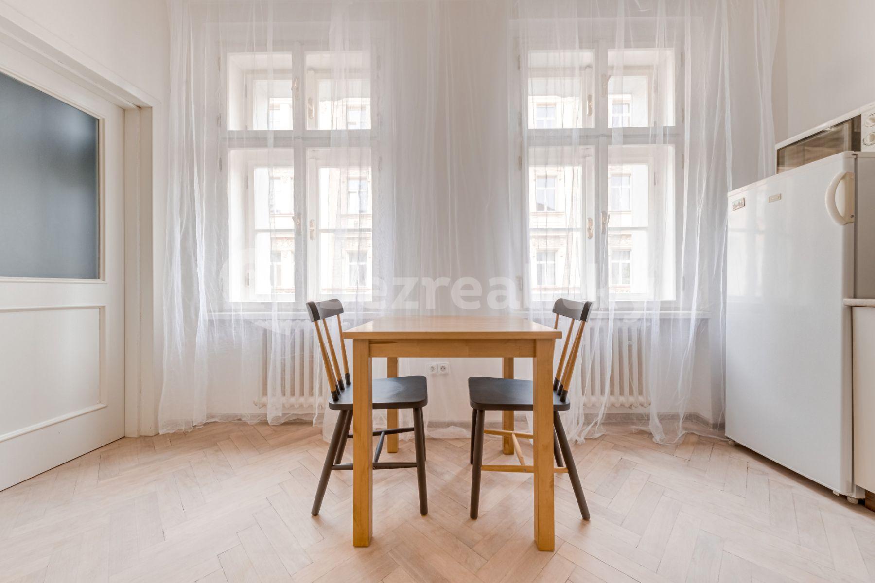 Pronájem bytu 1+1 33 m², Víta Nejedlého, Praha, Praha