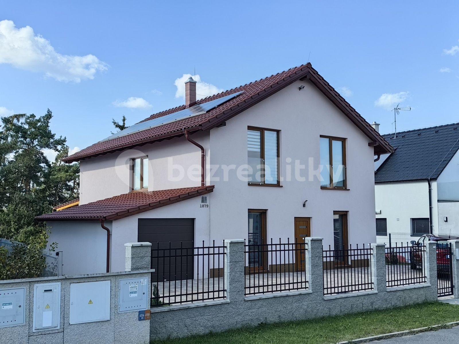 Prodej domu 208 m², pozemek 798 m², Premonstrátů, Chýně, Středočeský kraj