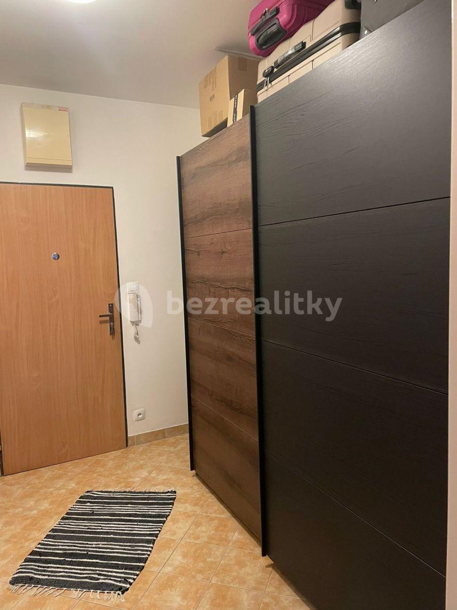 Pronájem bytu 1+kk 39 m², Podkovářská, Praha, Praha