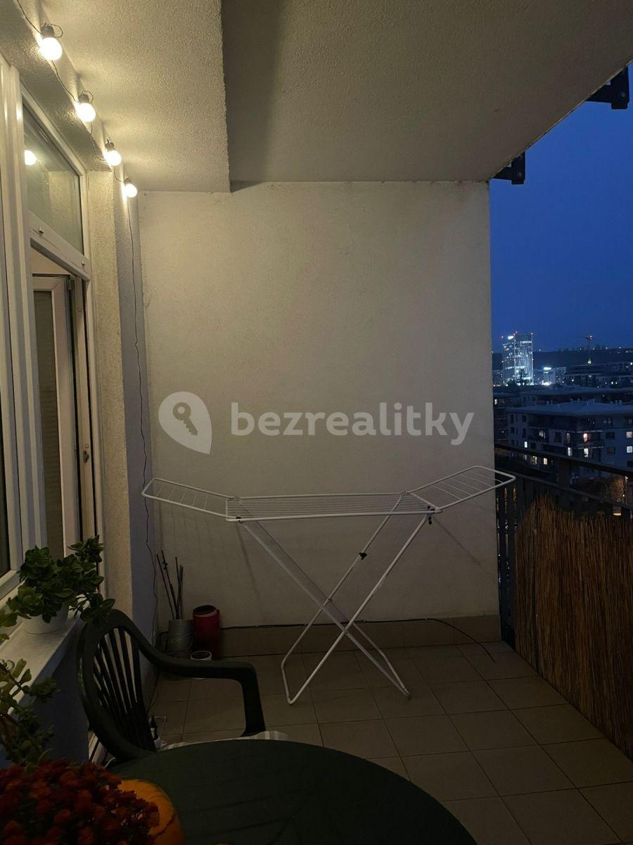 Pronájem bytu 1+kk 39 m², Podkovářská, Praha, Praha