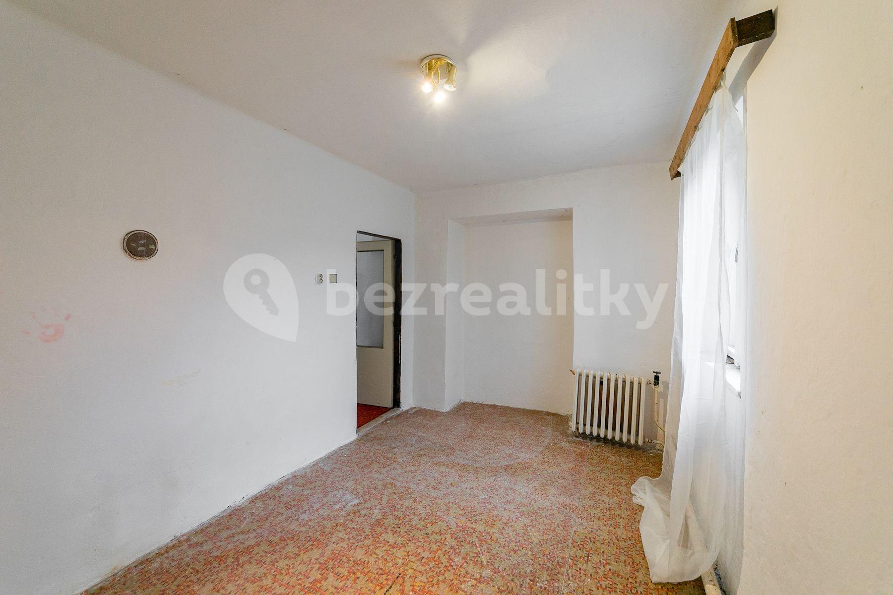 Prodej domu 49 m², pozemek 284 m², Korycany, Neratovice, Středočeský kraj