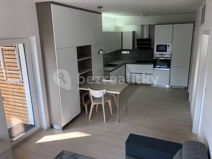 Pronájem bytu 2+kk 50 m², Meziříčská, Rožnov pod Radhoštěm, Zlínský kraj